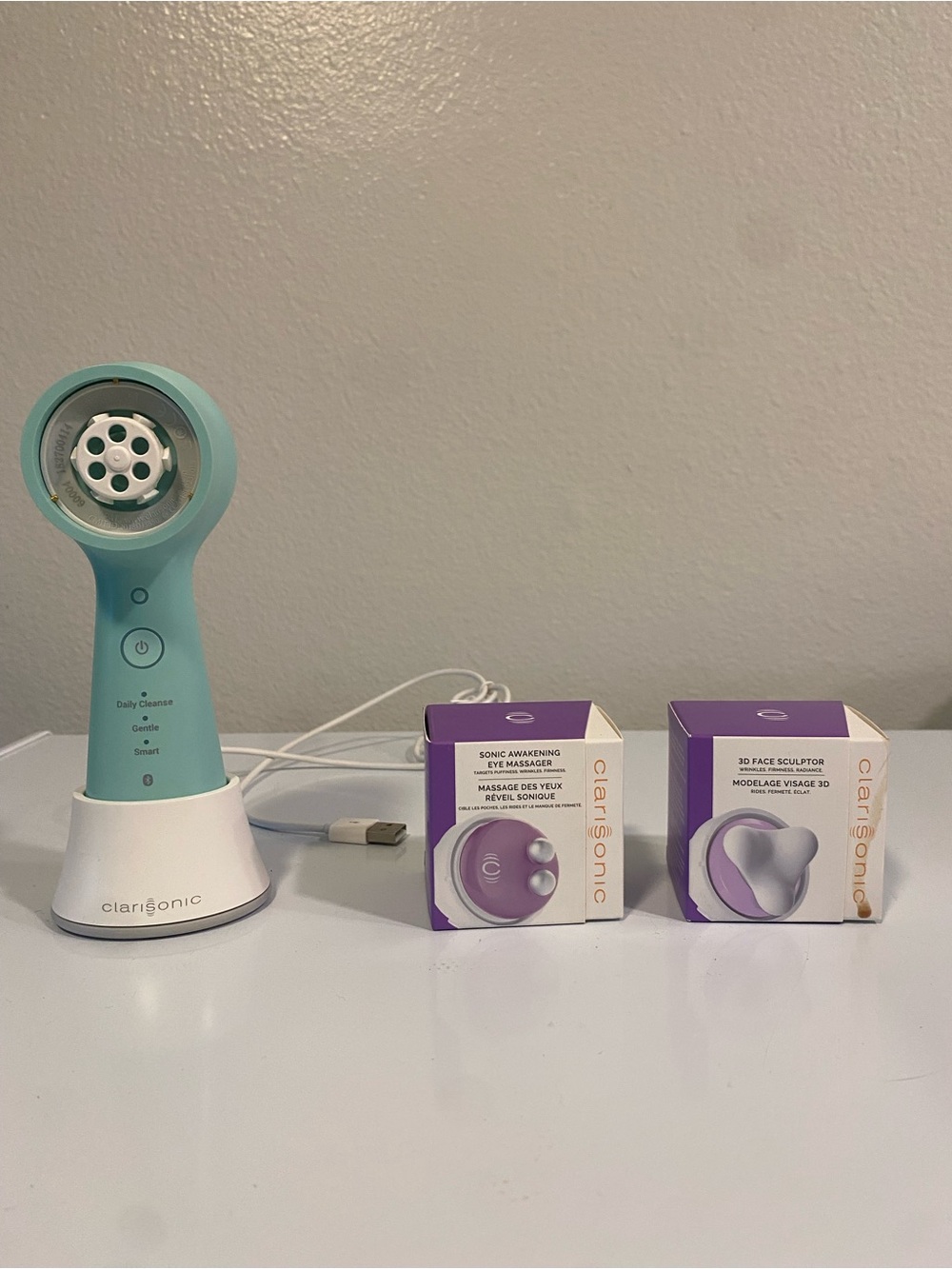 Clarisonic Mint Smart Mia with Sonic Awakening Eye Msgr & 3D Face Sculptor head